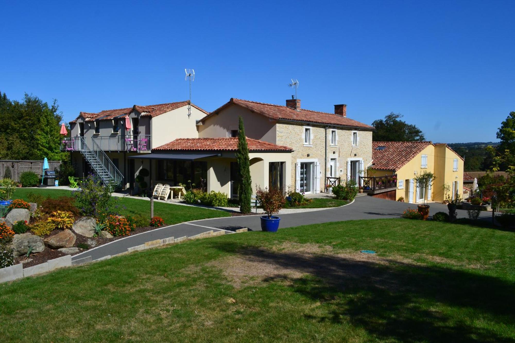 Gites De La Bibudiere Le Boupere Экстерьер фото